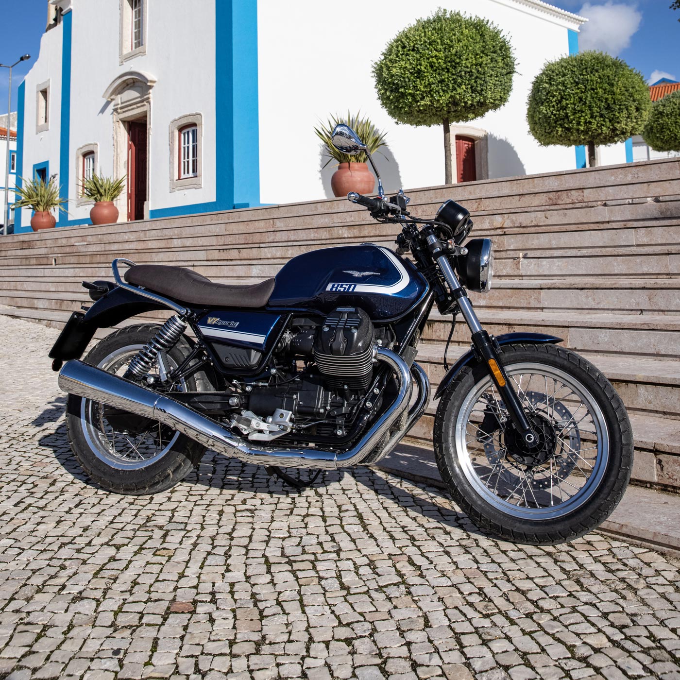 moto guzzi v7 special gallery 1